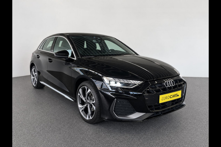 Audi A3 Sportback 40 TFSI e 204pk Automaat S-Line edition Comfort pakket Plus Lichtmetalen Velgen 18" Matrix Led Parkeer sensoren Camera Cruise Control Adaptive Navigatie Apple Carplay/Android Auto