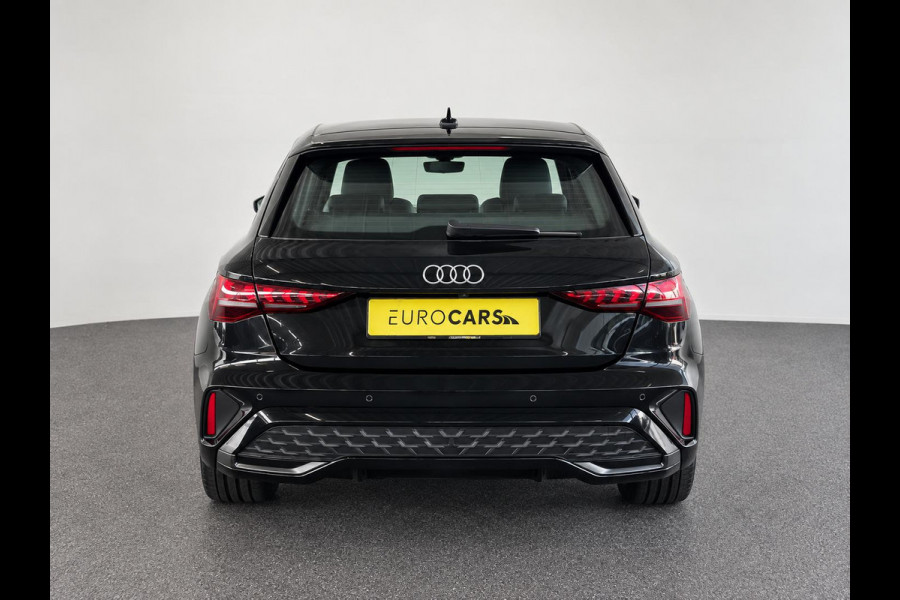 Audi A3 Sportback 40 TFSI e 204pk Automaat S-Line edition Comfort pakket Plus Lichtmetalen Velgen 18" Matrix Led Parkeer sensoren Camera Cruise Control Adaptive Navigatie Apple Carplay/Android Auto