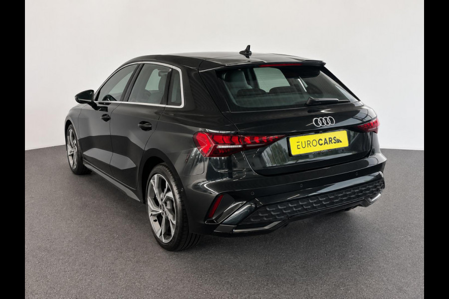 Audi A3 Sportback 40 TFSI e 204pk Automaat S-Line edition Comfort pakket Plus Lichtmetalen Velgen 18" Matrix Led Parkeer sensoren Camera Cruise Control Adaptive Navigatie Apple Carplay/Android Auto