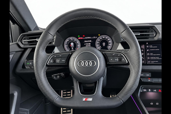 Audi A3 Sportback 40 TFSI e 204pk Automaat S-Line edition Comfort pakket Plus Lichtmetalen Velgen 18" Matrix Led Parkeer sensoren Camera Cruise Control Adaptive Navigatie Apple Carplay/Android Auto