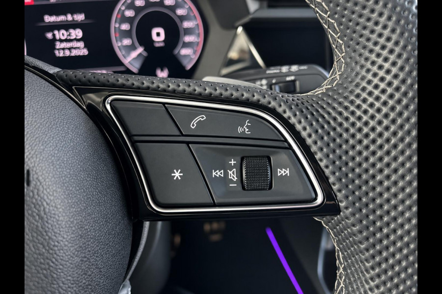Audi A3 Sportback 40 TFSI e 204pk Automaat S-Line edition Comfort pakket Plus Lichtmetalen Velgen 18" Matrix Led Parkeer sensoren Camera Cruise Control Adaptive Navigatie Apple Carplay/Android Auto