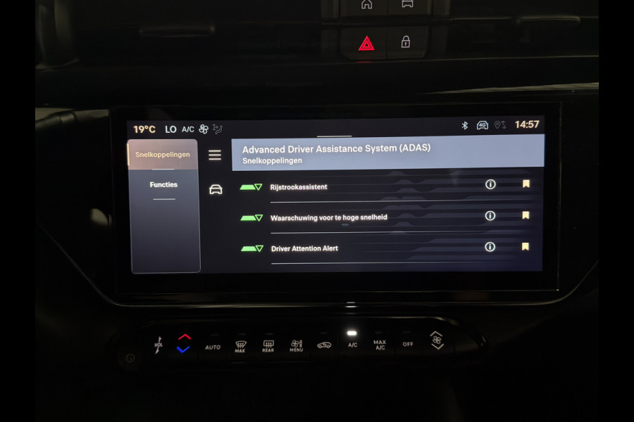 Alfa Romeo junior Elettrica 54 kWh | Warmtepomp | ACC met stop & go | Apple CarPlay - Android Auto