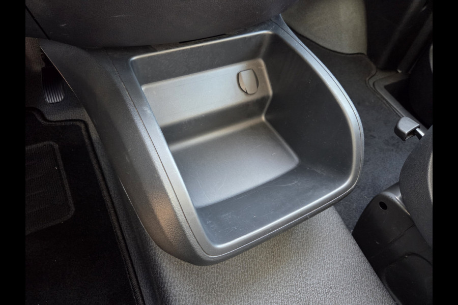 Mercedes-Benz EVITO TOURER PRO L2 8-Persoons Airco L & R Schuifdeur Command Navigatie Zwart leder
