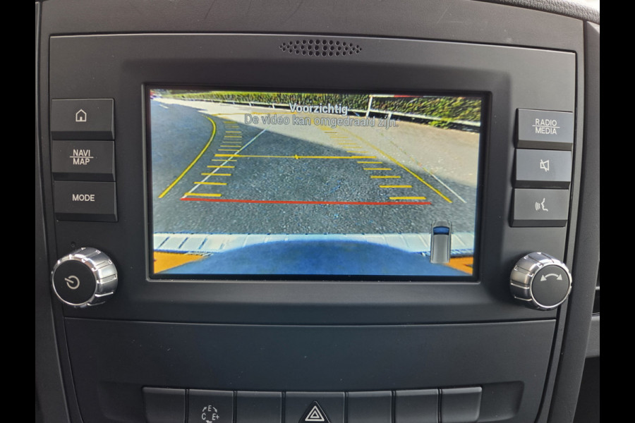 Mercedes-Benz EVITO TOURER PRO L2 8-Persoons Airco L & R Schuifdeur Command Navigatie Zwart leder