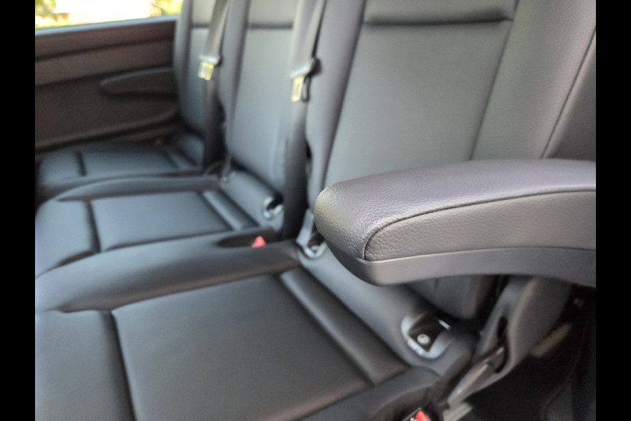 Mercedes-Benz EVITO TOURER PRO L2 8-Persoons Airco L & R Schuifdeur Command Navigatie Zwart leder