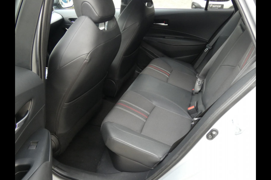 Toyota Corolla Touring Sports 1.8 Hybrid GR-Sport | STOELVERWARMING | DEALER ONDERHOUDEN | ACHTERUITRIJCAMERA |