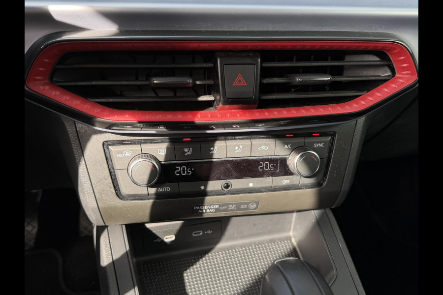 Seat Ibiza 1.0 EcoTSI FR Business Connect 17"/Virtual cockpit/Climate/PDC/LED/Apple Carplay & Android Auto