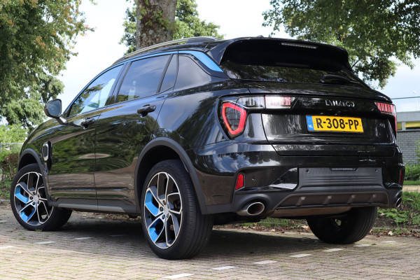 Lynk & Co 01 1.5 | Panoramadak | 360 Camera | Panoramadak | Carplay |
