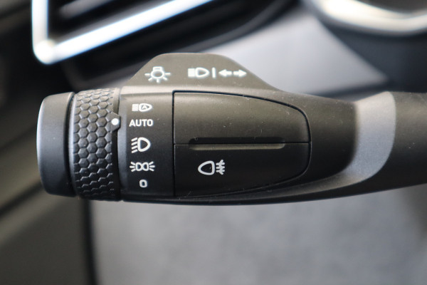 Lynk & Co 01 1.5 | Panoramadak | 360 Camera | Panoramadak | Carplay |