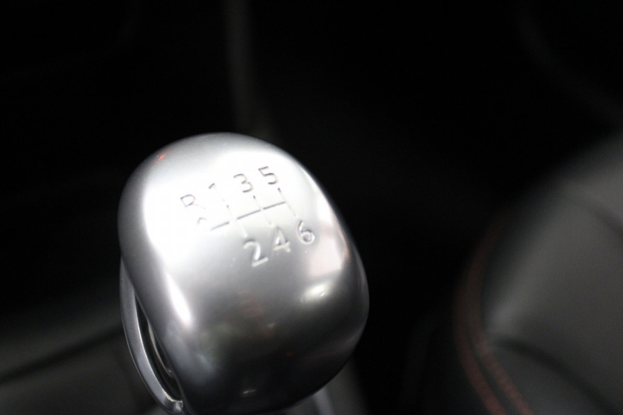 Peugeot 208 1.2 PureTech GT-Line