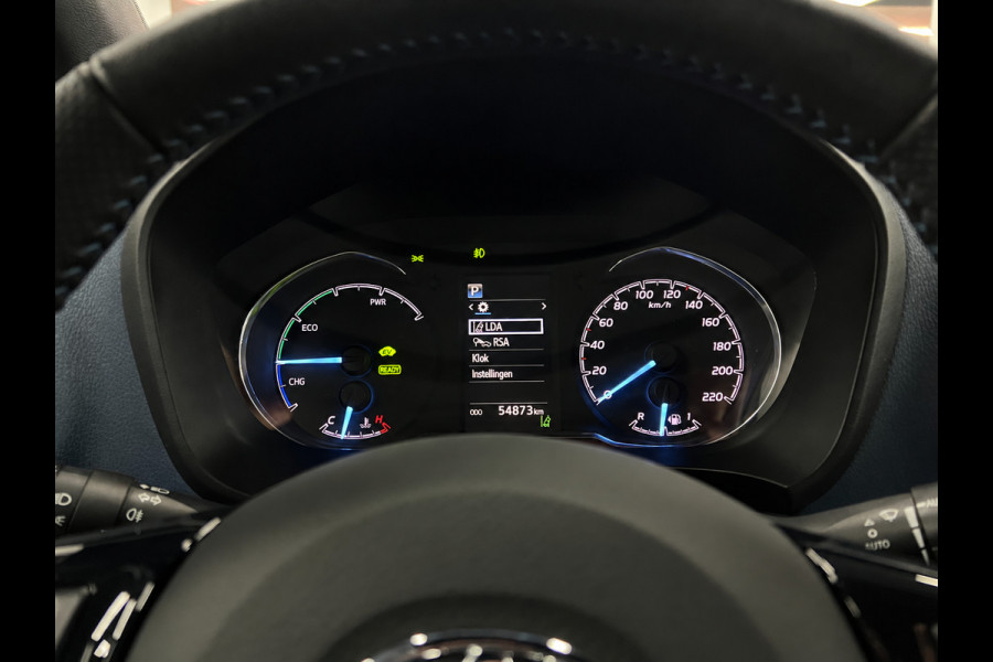 Toyota Yaris 1.5 Hybrid Bi-Tone Plus | Navi| Keyless| Cruise