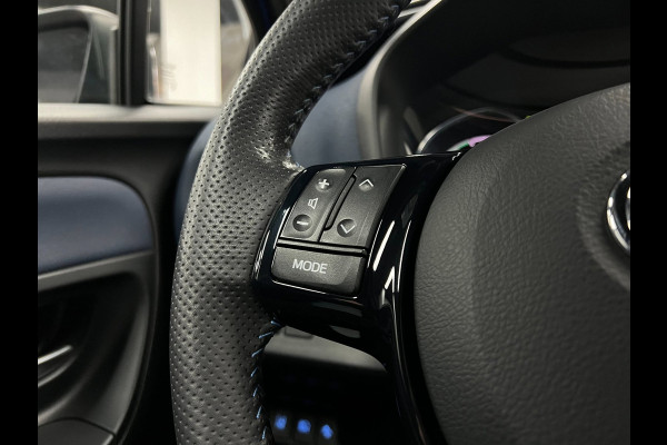 Toyota Yaris 1.5 Hybrid Bi-Tone Plus | Navi| Keyless| Cruise