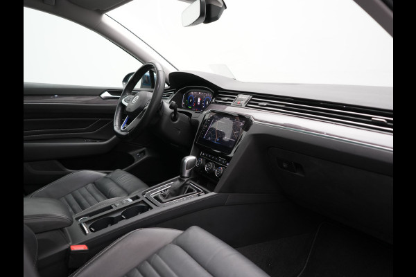 Volkswagen Passat 1.4 TSI PHEV GTE Business 218pk Dealer O.H. | Trekhaak Af Fabriek | Panodak | Head Up | Adaptive Cruise | 360 Camera | Dynaudio | Lederen Sportstoelen Memory & Massage | IQ Light | Stoelen & Stuur Verwarmd | Blis | Keyless | Apple Carplay | Plug In Hybrid |