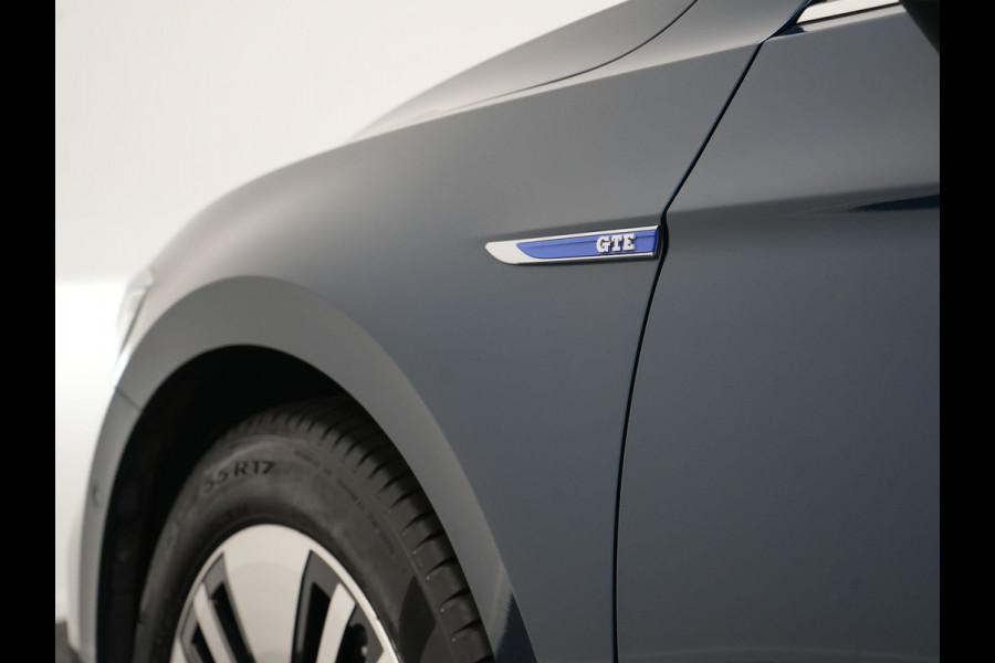 Volkswagen Passat 1.4 TSI PHEV GTE Business 218pk Dealer O.H. | Trekhaak Af Fabriek | Panodak | Head Up | Adaptive Cruise | 360 Camera | Dynaudio | Lederen Sportstoelen Memory & Massage | IQ Light | Stoelen & Stuur Verwarmd | Blis | Keyless | Apple Carplay | Plug In Hybrid |