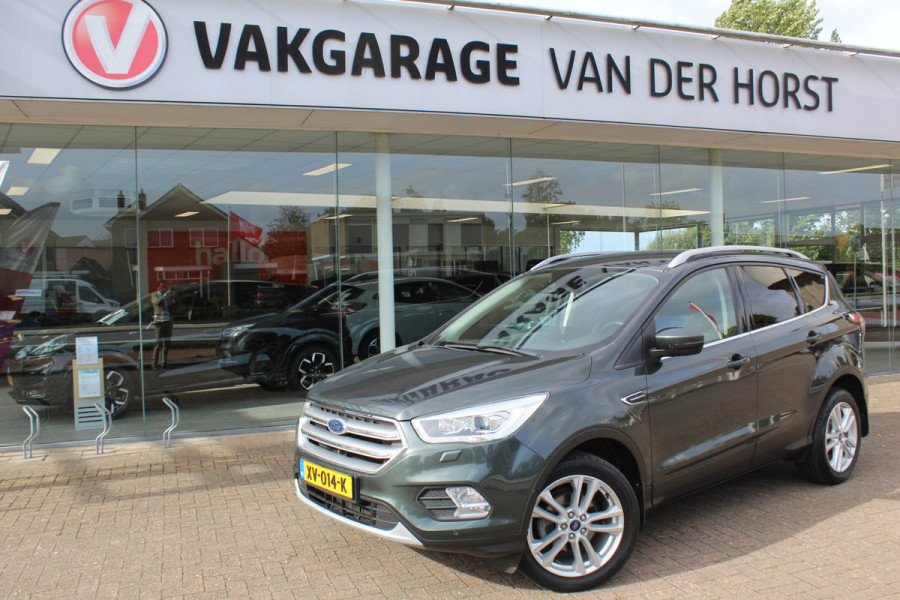 Ford Kuga 1.5 150 pk EcoBoost Titanium Mooie, chique en luxe Ford Kuga, hoge in- en uitstap ! Trekhaak, Climate Controle, Cruise Controle