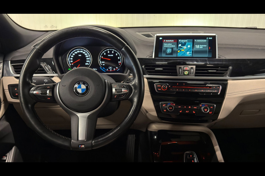 BMW X2 SDrive18i | NAP | M-SPORT | SHADOW LINE | LED | DEALERONDERHOUDEN