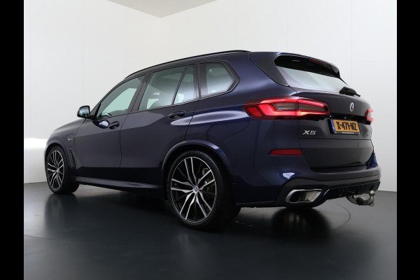 BMW X5 xDrive45e High Executive BOMVOL! | PANO | HARMAN KARDON | LASER LED | ELEK. ACHTER KLEP | ELEK. TREKHAAK | STOELVERWARMING | ELEK. MEM. SEAT | ACHTERUITRIJCAMERA | 22'' VELGEN | RIJKLAAR PRIJS + 12 MND BOVAG GARANTIE |