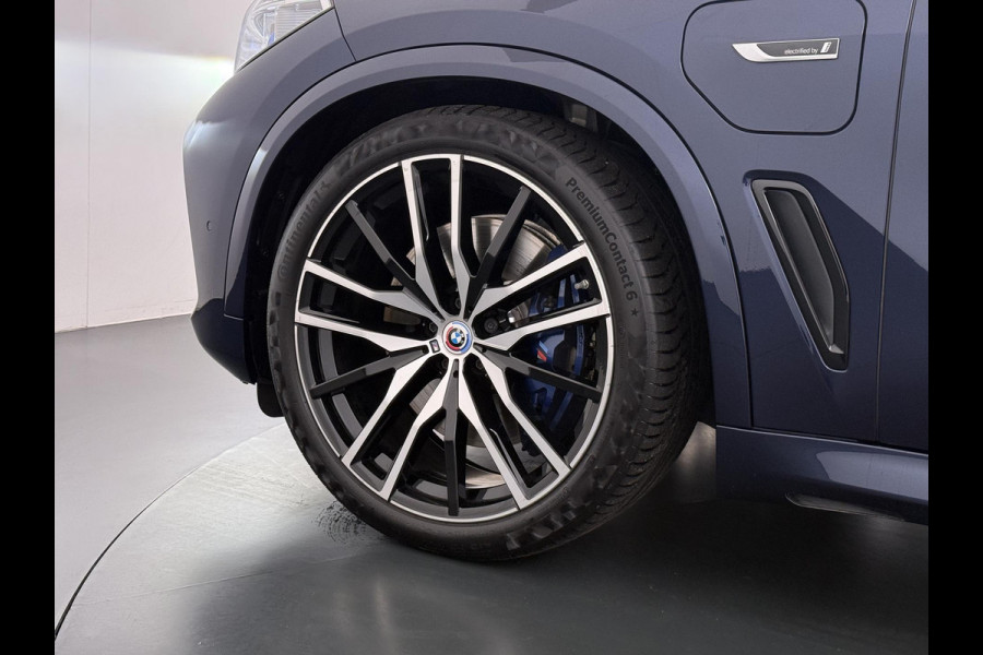 BMW X5 xDrive45e High Executive BOMVOL! | PANO | HARMAN KARDON | LASER LED | ELEK. ACHTER KLEP | ELEK. TREKHAAK | STOELVERWARMING | ELEK. MEM. SEAT | ACHTERUITRIJCAMERA | 22'' VELGEN | RIJKLAAR PRIJS + 12 MND BOVAG GARANTIE |