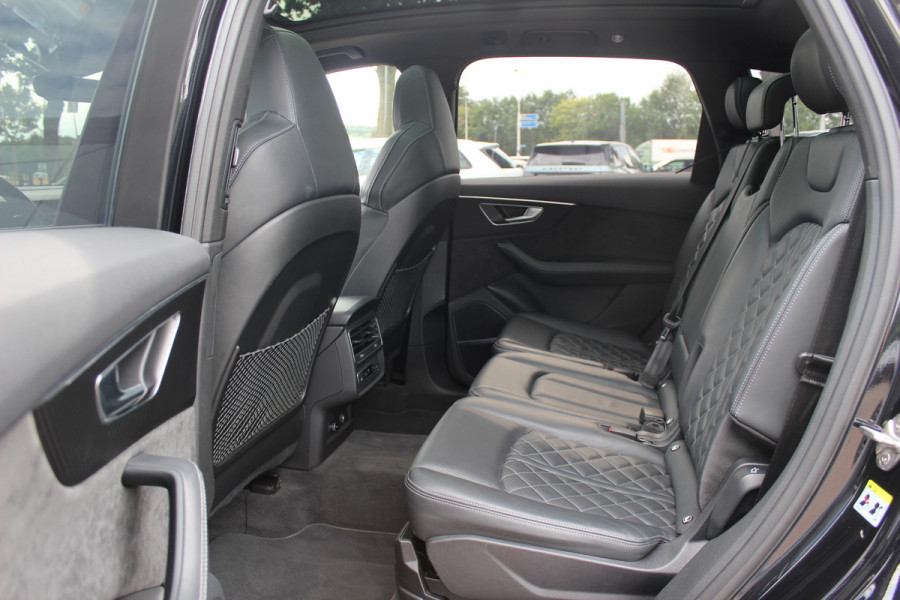 Audi Q7 60 TFSI e quattro Competition / SoH 91,5% / Trekhaak / Panoramadak / 360Camera / Head-up / Softclose / Luchtvering / 22'' / Keyless / Matrix LED / Carbon intr. / Stoelventilatie+Verwarming / Stuurverwarming / Bose / Dodeh