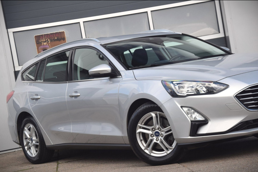 Ford FOCUS Wagon 1.0 EcoBoost Hybrid Trend Edition Business
