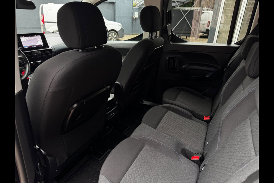 Peugeot Rifter 1.2 PureTech Allure | Automaat | Trekhaak | Distributieriem vervangen| Camera | Climate Control