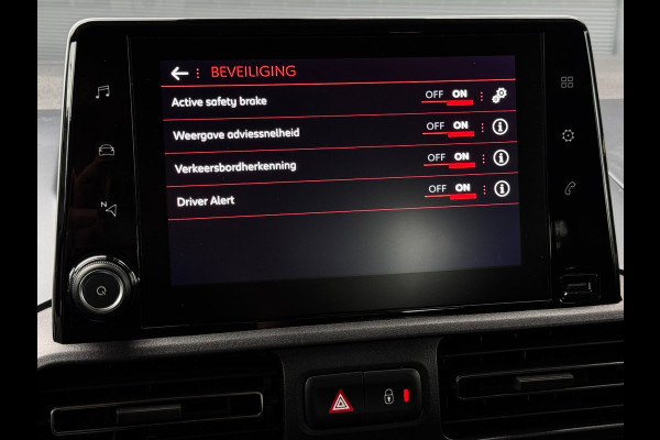 Peugeot Rifter 1.2 PureTech Allure | Automaat | Trekhaak | Distributieriem vervangen| Camera | Climate Control