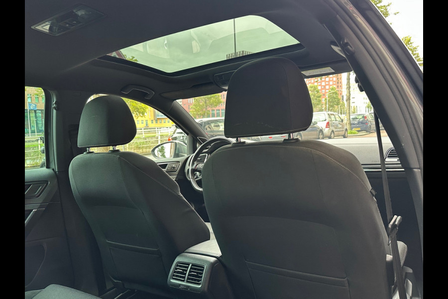 Volkswagen Golf 2.0 TSI 4Motion R Aut Navi Camera Pano