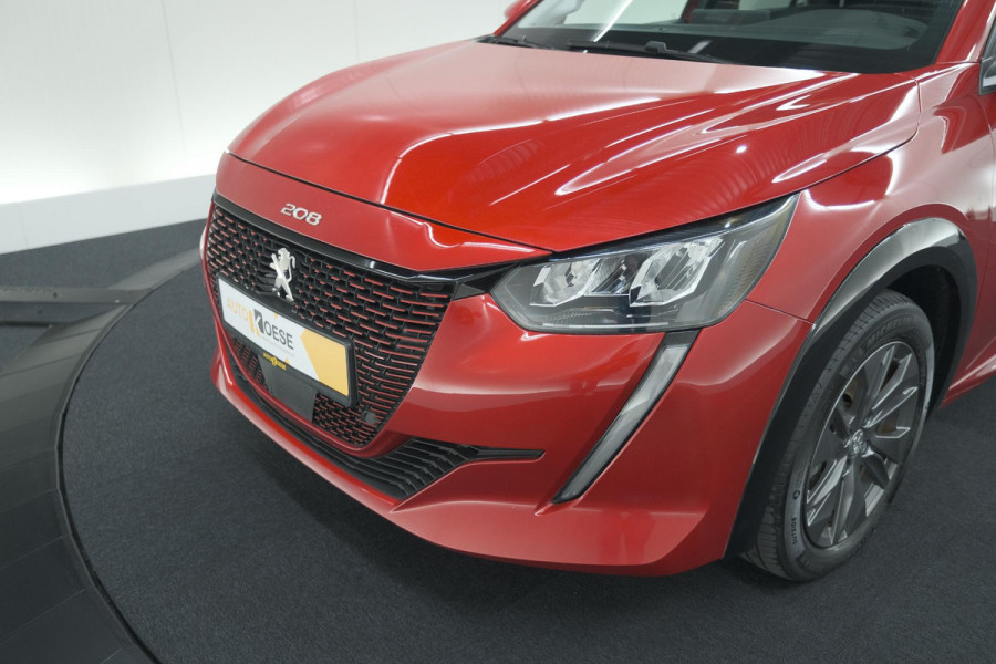 Peugeot e-208 EV Allure Pack 50 kWh | SOH 92% | Camera | Navigatie | Parkeersensoren