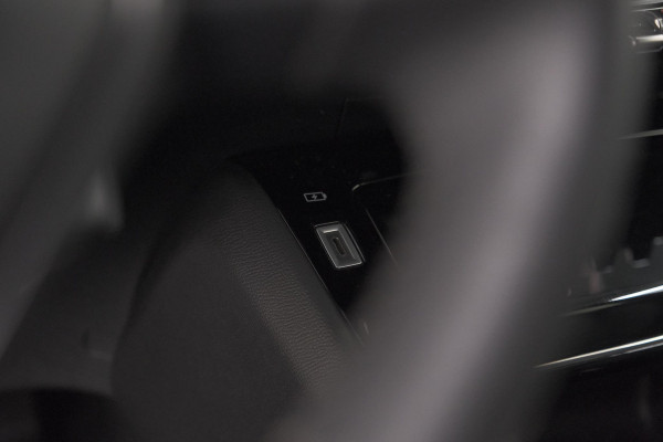 Peugeot e-208 EV Allure Pack 50 kWh | SOH 92% | Camera | Navigatie | Parkeersensoren