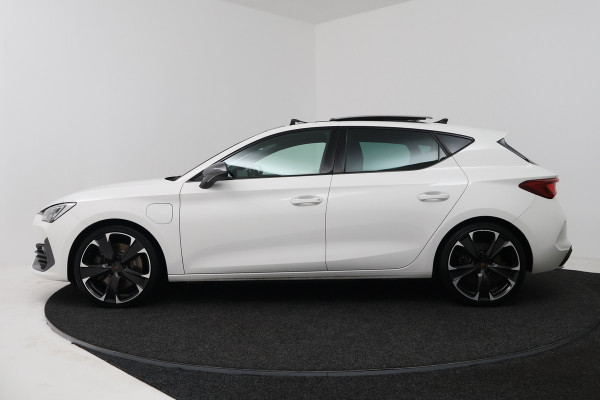 CUPRA Leon 1.4 e-Hybrid VZ Adrenaline (PANORAMADAK, STOEL/STUUR VERWARMING, CRUISE CONTROL ADAPTIEF)