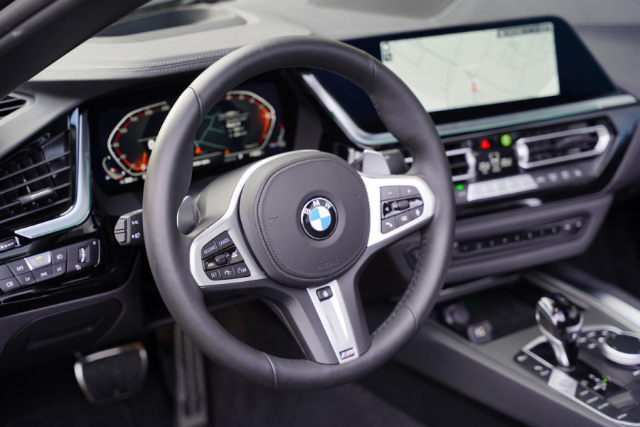 BMW Z4 Roadster S-Drive 30 I / Harman Kardon / M-Sport / Head-Up