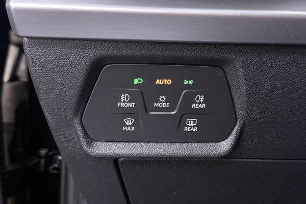 Seat Leon 1.0 TSI FR Business Intense (DIGITALE COCKPIT, CRUISE ADAPTIEF, NAVIGATIE)