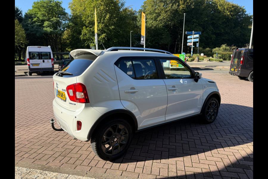 Suzuki Ignis 1.2 Smart Hybrid Style | AUTOMAAT | Navigatie | Camera | Trekhaak | Stoelverwarming | Parkeersensoren | Spoiler |