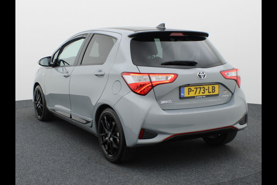 Toyota Yaris 1.5 Hybrid GR-Sport | Apple Carplay/ Android | LMV | Camera Prijs Rijklaar!!