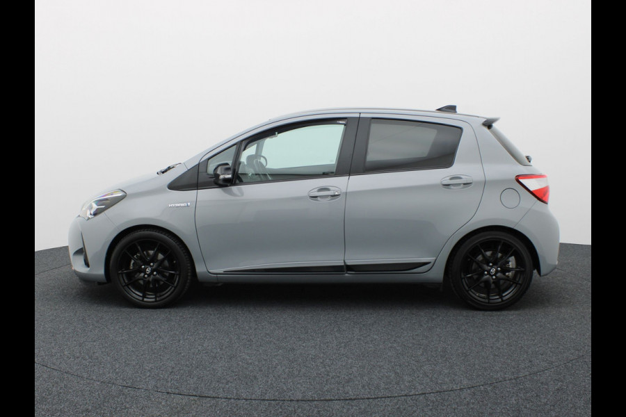 Toyota Yaris 1.5 Hybrid GR-Sport | Apple Carplay/ Android | LMV | Camera Prijs Rijklaar!!