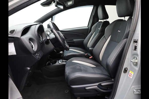 Toyota Yaris 1.5 Hybrid GR-Sport | Apple Carplay/ Android | LMV | Camera Prijs Rijklaar!!