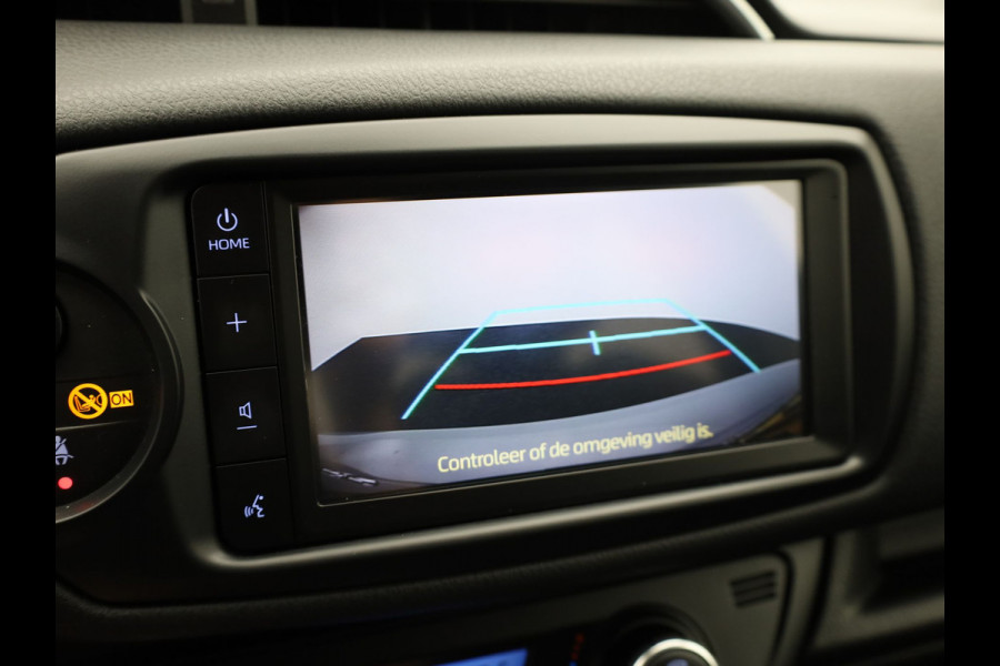 Toyota Yaris 1.5 Hybrid GR-Sport | Apple Carplay/ Android | LMV | Camera Prijs Rijklaar!!