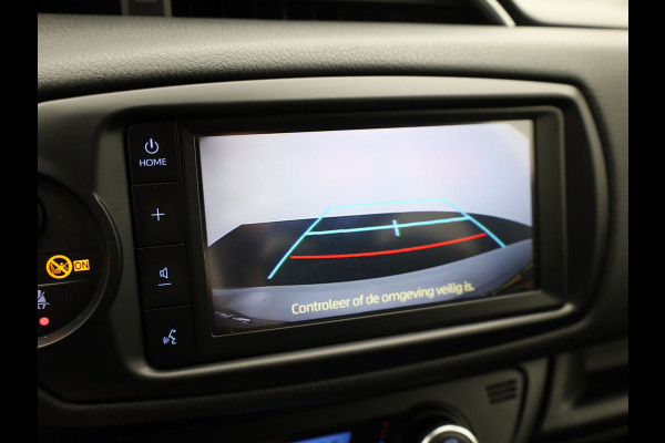 Toyota Yaris 1.5 Hybrid GR-Sport | Apple Carplay/ Android | LMV | Camera Prijs Rijklaar!!