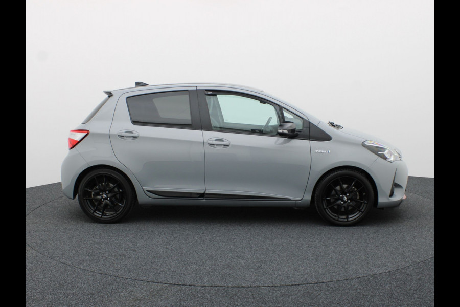 Toyota Yaris 1.5 Hybrid GR-Sport | Apple Carplay/ Android | LMV | Camera Prijs Rijklaar!!