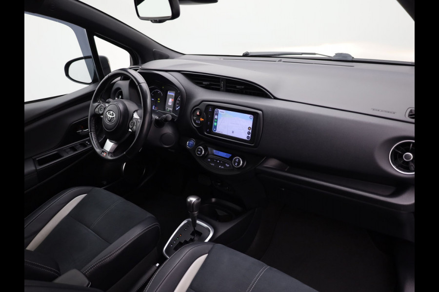 Toyota Yaris 1.5 Hybrid GR-Sport | Apple Carplay/ Android | LMV | Camera Prijs Rijklaar!!