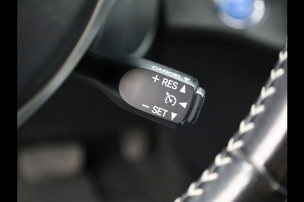 Toyota Yaris 1.5 Hybrid GR-Sport | Apple Carplay/ Android | LMV | Camera Prijs Rijklaar!!