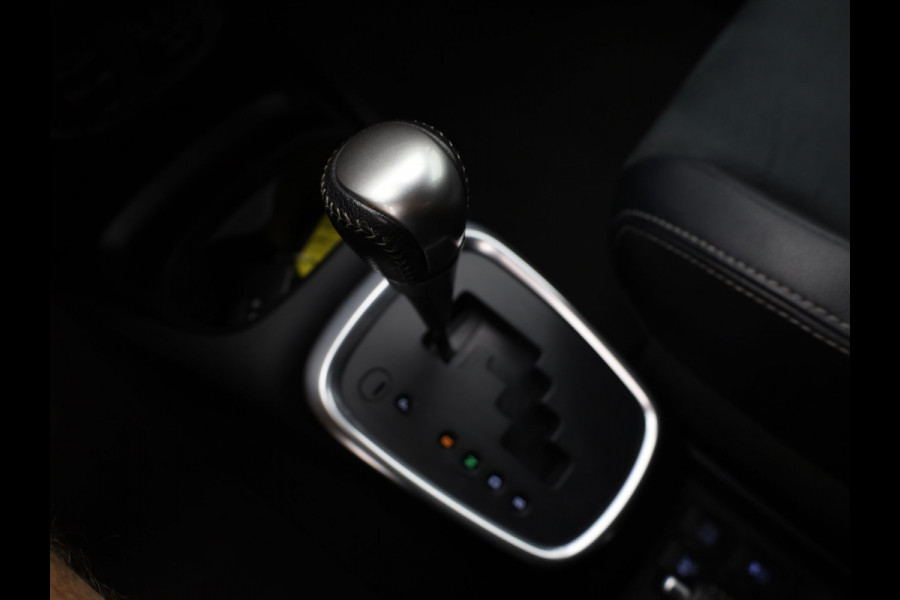 Toyota Yaris 1.5 Hybrid GR-Sport | Apple Carplay/ Android | LMV | Camera Prijs Rijklaar!!