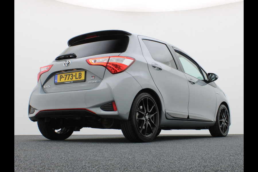 Toyota Yaris 1.5 Hybrid GR-Sport | Apple Carplay/ Android | LMV | Camera Prijs Rijklaar!!