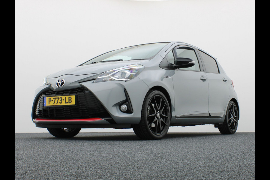 Toyota Yaris 1.5 Hybrid GR-Sport | Apple Carplay/ Android | LMV | Camera Prijs Rijklaar!!