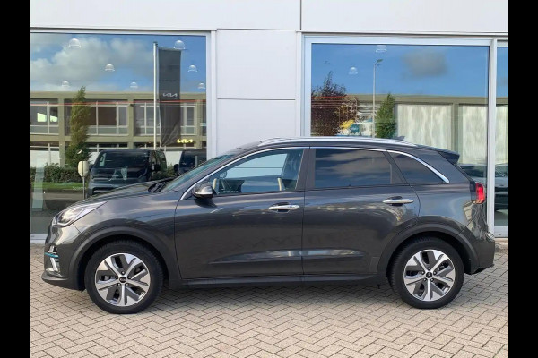 Kia e-Niro ExecutiveLine 64 kWh | Stoel en stuurverwarming | Navigatie | PDC voor en achter | Achteruitrijcamera |