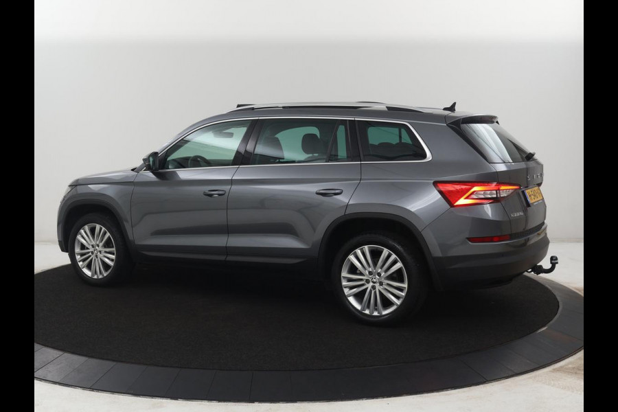 Škoda Kodiaq 1.5 TSI Limited Business Edition 7p. | Trekhaak | Pano.Dak | Camera | Sfeerverlichting | Stoelverwarming | LED | 7 Persoons