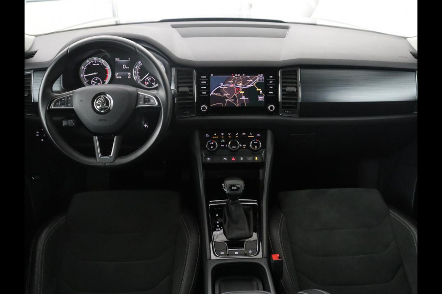 Škoda Kodiaq 1.5 TSI Limited Business Edition 7p. | Trekhaak | Pano.Dak | Camera | Sfeerverlichting | Stoelverwarming | LED | 7 Persoons