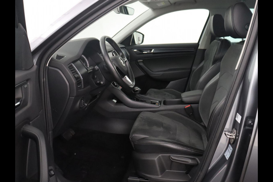Škoda Kodiaq 1.5 TSI Limited Business Edition 7p. | Trekhaak | Pano.Dak | Camera | Sfeerverlichting | Stoelverwarming | LED | 7 Persoons