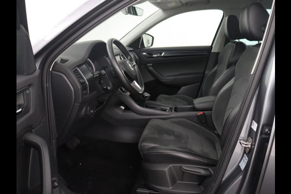 Škoda Kodiaq 1.5 TSI Limited Business Edition 7p. | Trekhaak | Pano.Dak | Camera | Sfeerverlichting | Stoelverwarming | LED | 7 Persoons