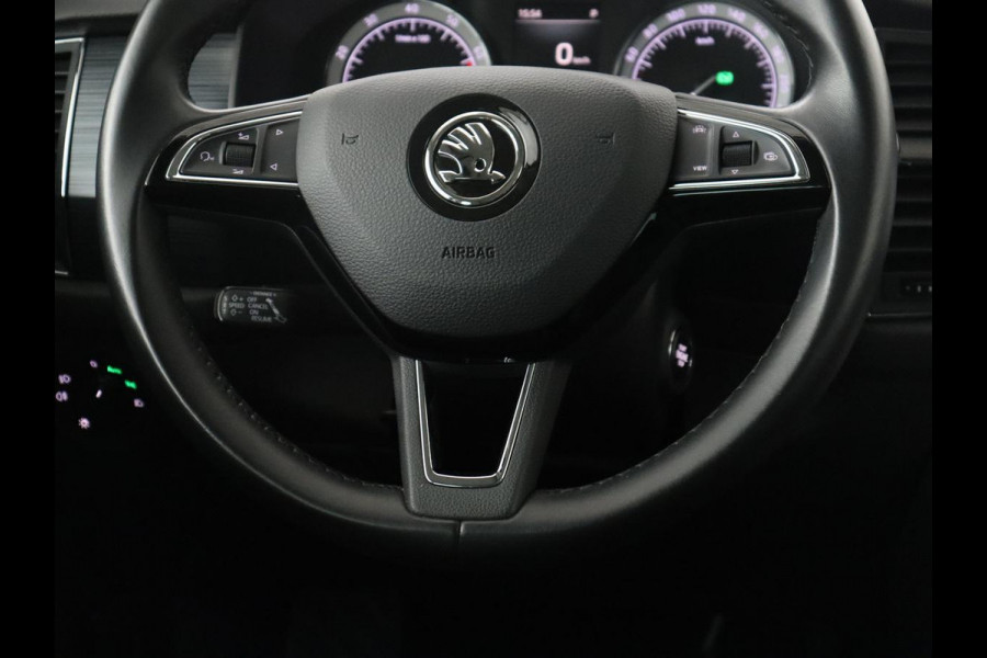 Škoda Kodiaq 1.5 TSI Limited Business Edition 7p. | Trekhaak | Pano.Dak | Camera | Sfeerverlichting | Stoelverwarming | LED | 7 Persoons